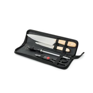 Kit Churrasco com Estojo de Nylon com Alça ZB 1035 | Contém: duas facas de corte, Chaira e tesoura. Estojo com alça para transporte e área interna com elástico de fixação para os utensílios.