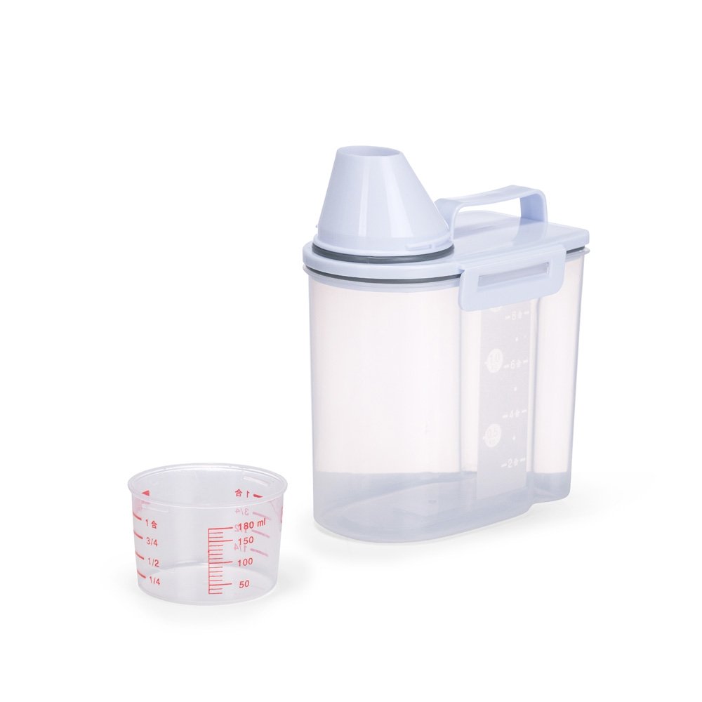 Foto-Dispenser-Multiuso-5L-CB-15444-Imagem-2.jpg Dispenser multiuso translúcido com copo graduado ao lado