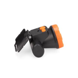 Lanterna de cabeça vista pelo lado oposto, com aro laranja e suporte articulado